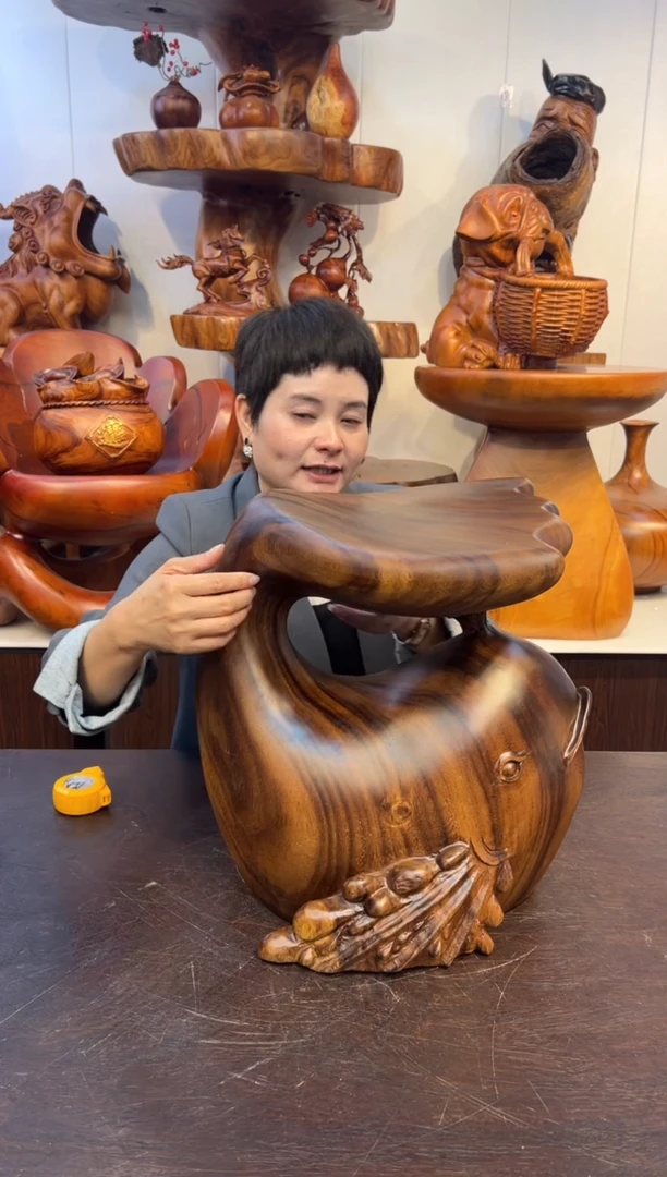 木实木手工鲸鱼凳子