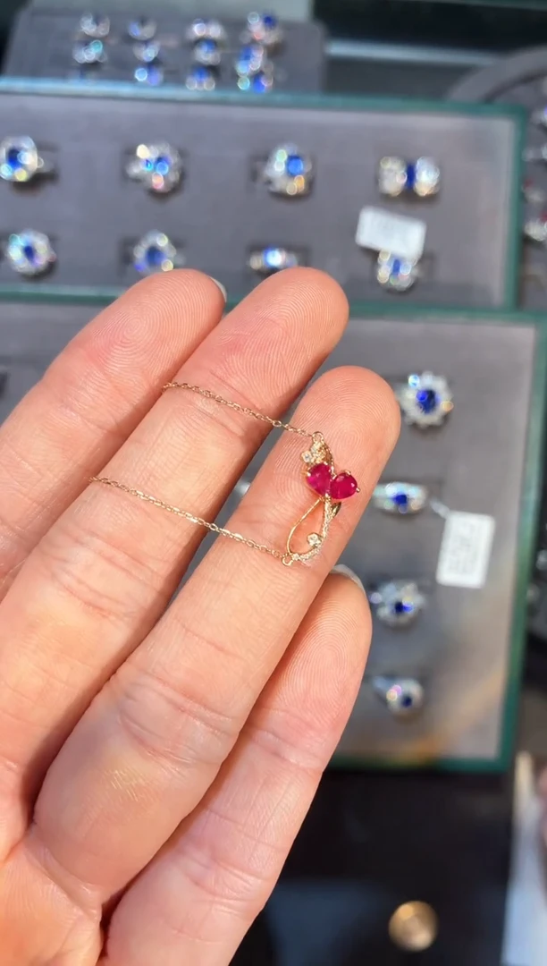 18K金镶嵌吊坠红宝石【闪购】0.60ct/同步展会价