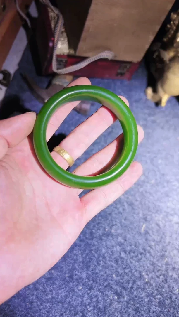 和田玉手镯未镶嵌和田玉绿色宽条手镯一只