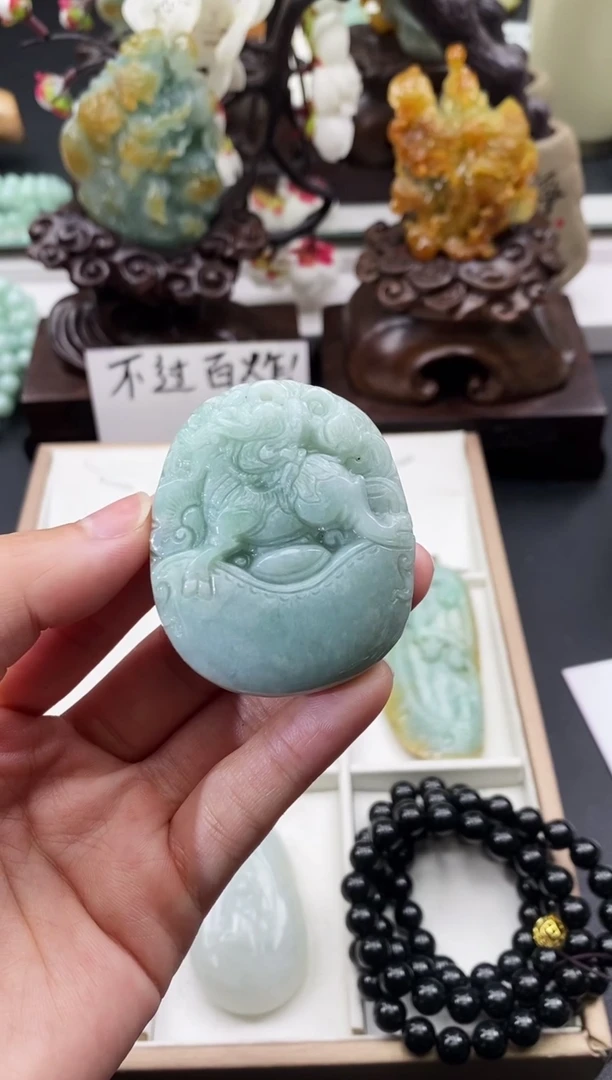 颈饰未镶嵌翡翠天然缅甸A货翡翠