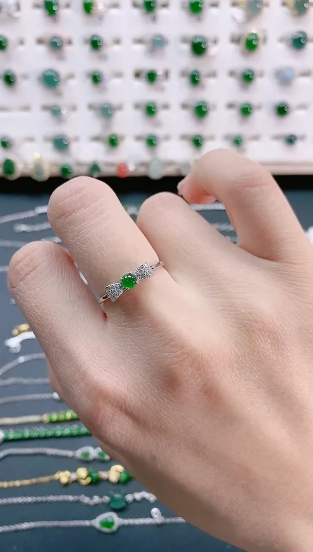 【闪购商品】翡翠戒指银S925镶嵌天然翡翠