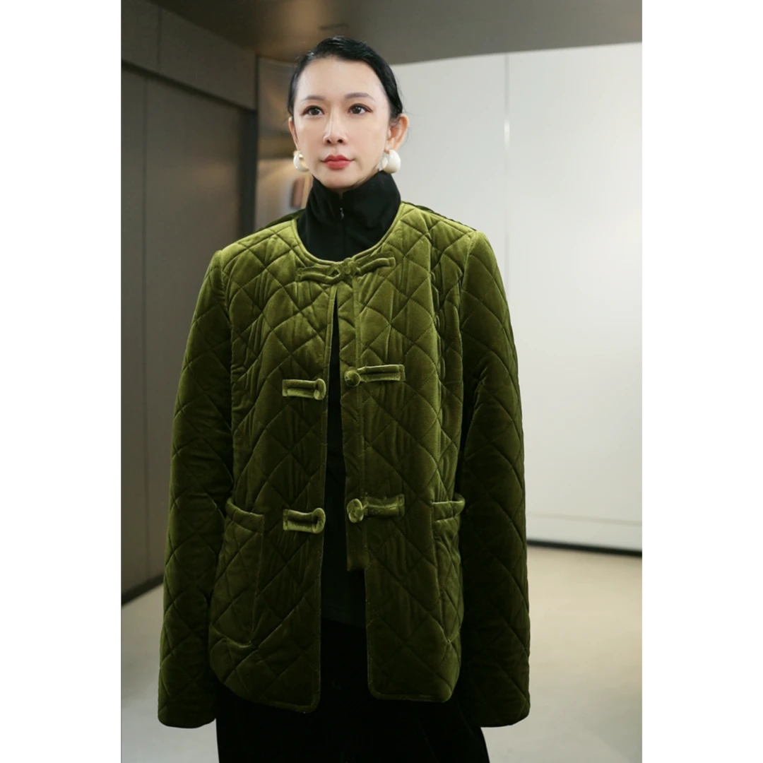 UWW2510060秋冬丝绒厚保暖新中式菱格盘扣短款棉服