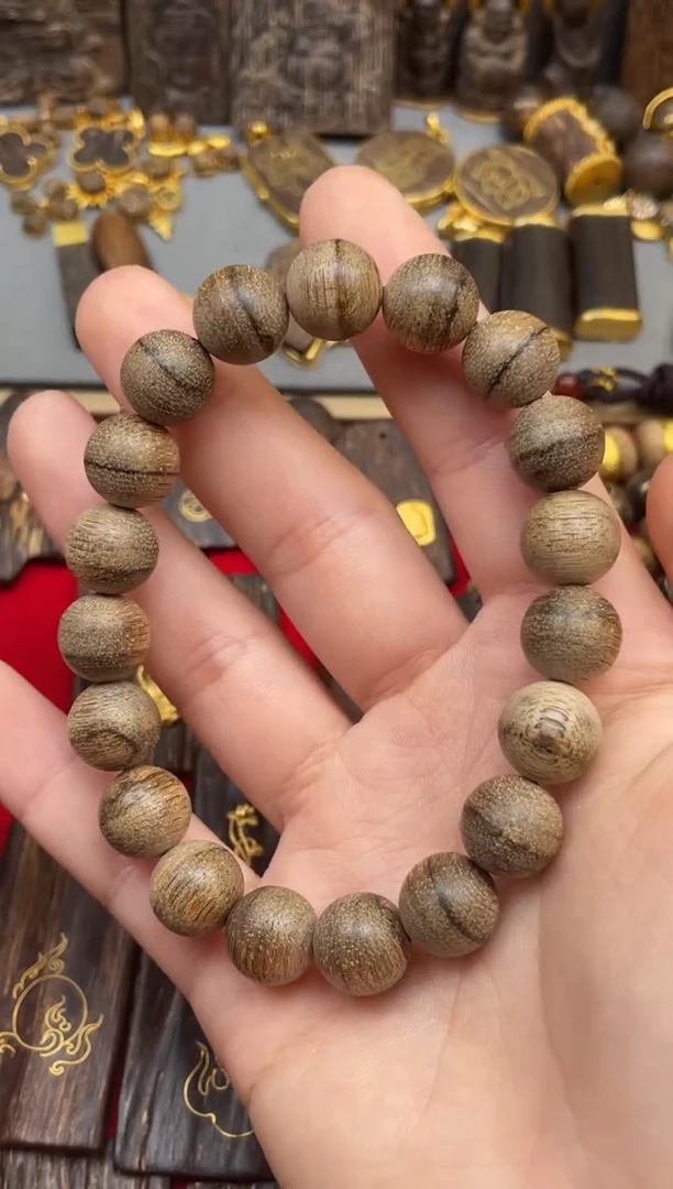 沉香吊坠沉香吊坠2