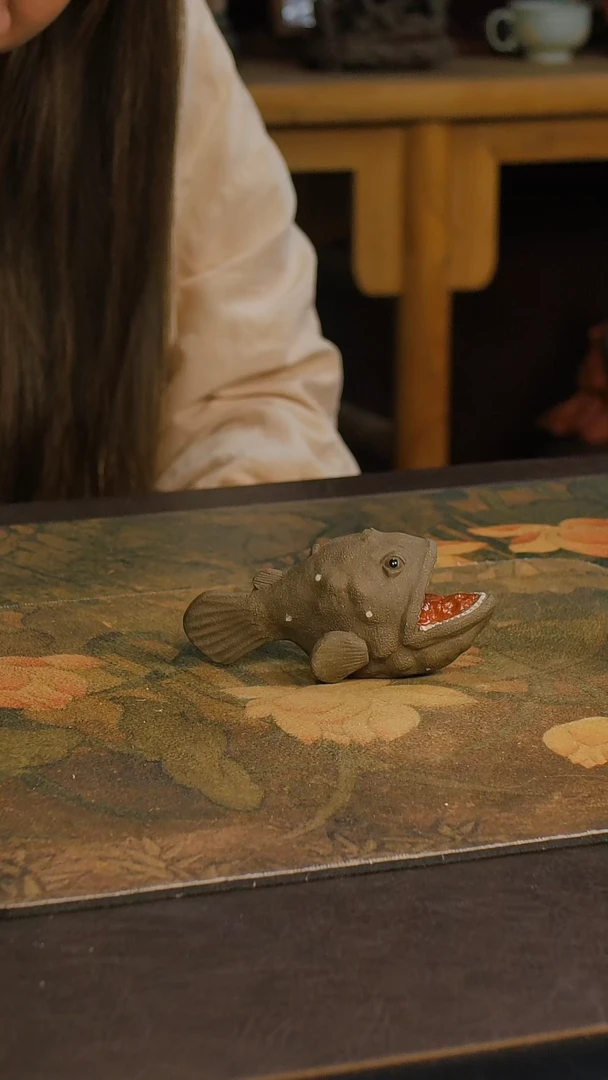 紫砂茶宠安康鱼茶宠