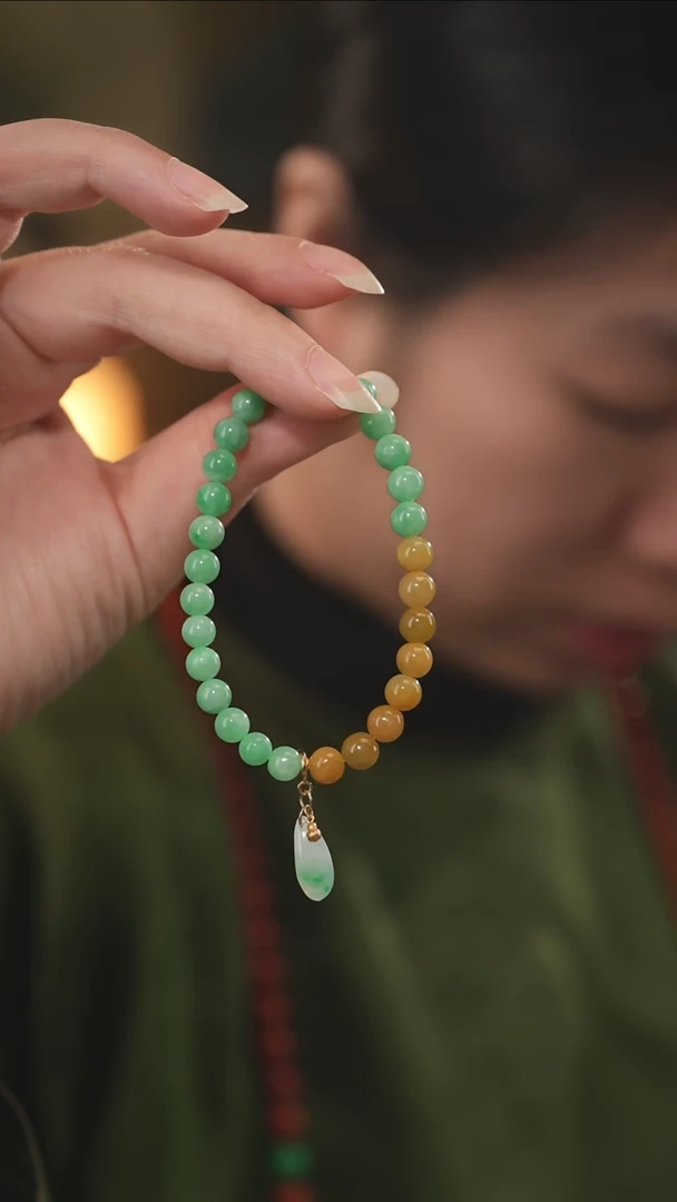 18K金镶嵌手串翡翠18K金翡翠手串