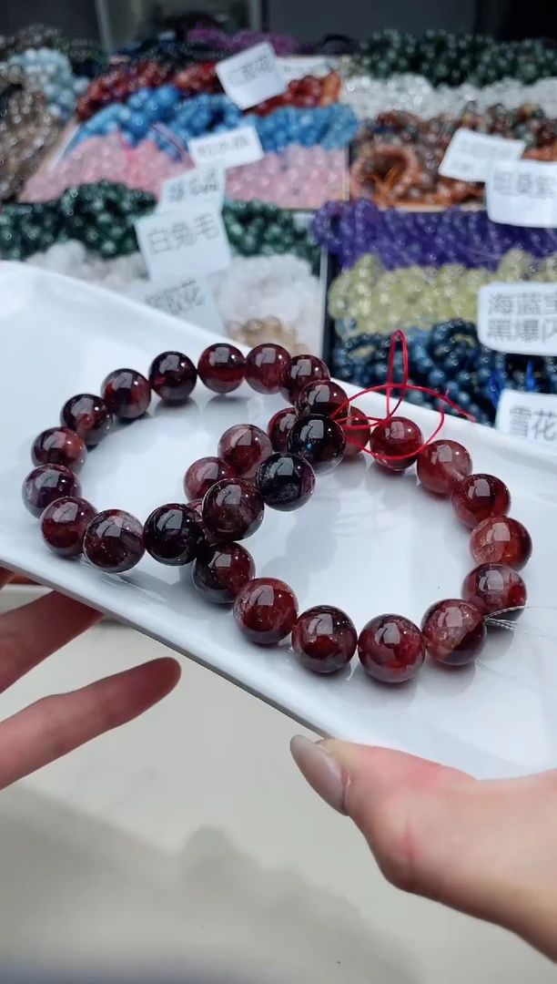 【闪购商品】水晶手链银S925镶嵌牛血胶花539