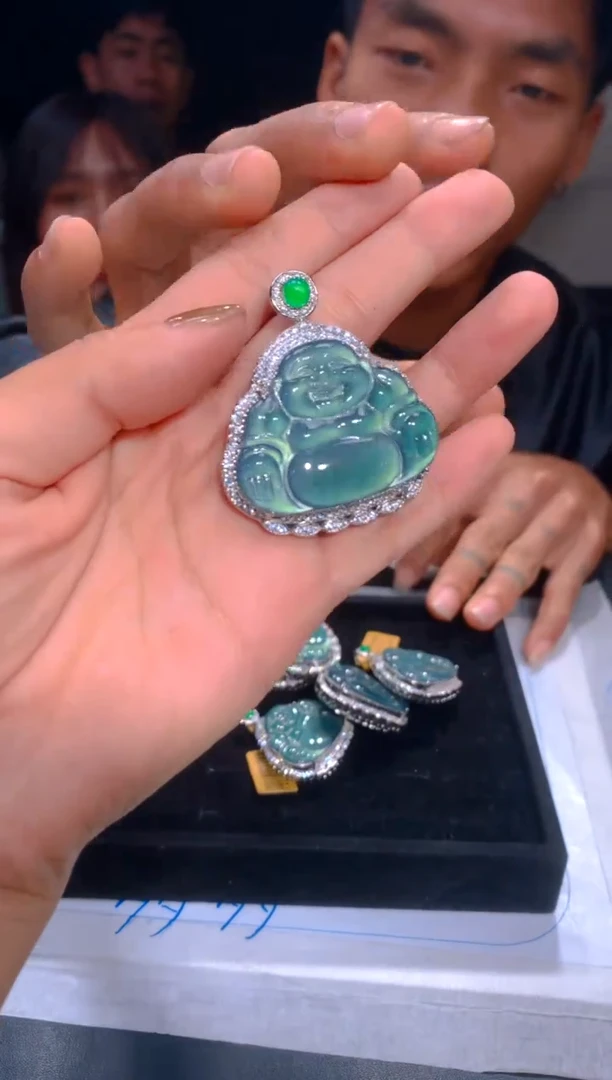 【闪购商品】定制翡翠未镶嵌24多样性发货（发其一）