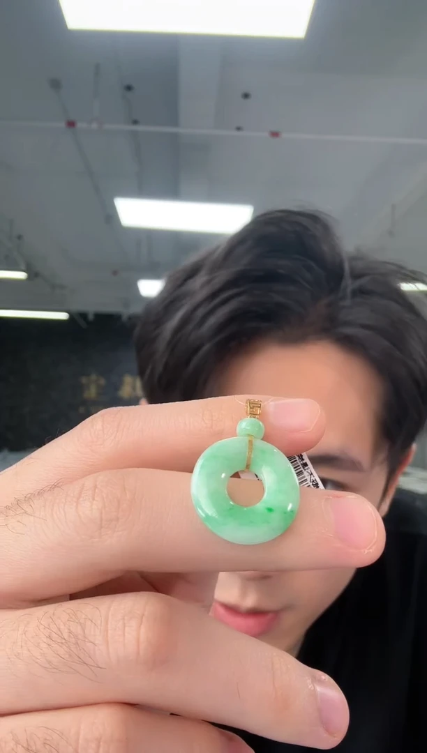 吊坠(不含链)18K金镶嵌翡翠翡翠吊坠