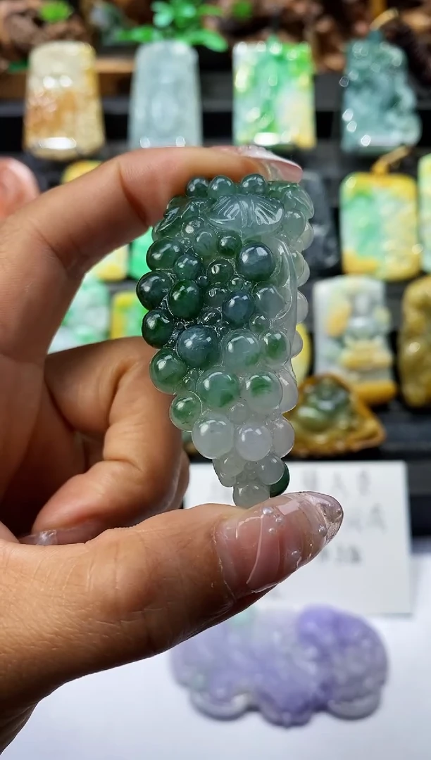 【闪购商品】定制翡翠未镶嵌翡翠A货一物一证