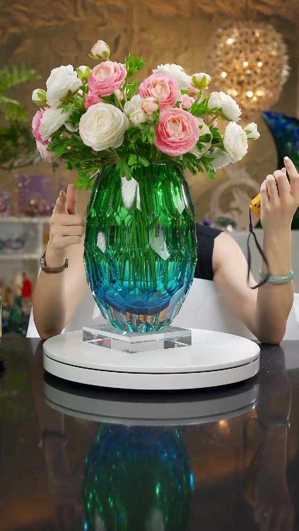 手工艺品琉璃蓝绿色凹面花瓶