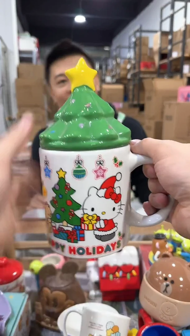 瓷片圣诞树kt猫带盖杯