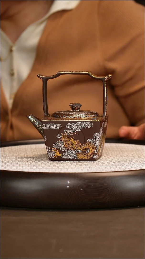 茶壶紫砂耿浩 纯紫老泥 案几（金银绘） 310cc