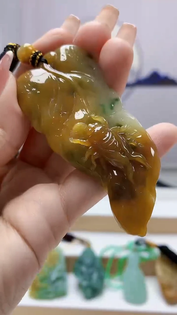 未镶嵌定制翡翠5060ty-毛货挂件37