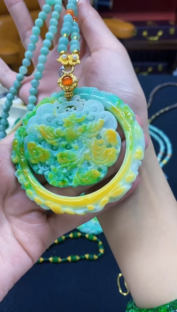 颈饰未镶嵌翡翠翡翠手镯套装55.5