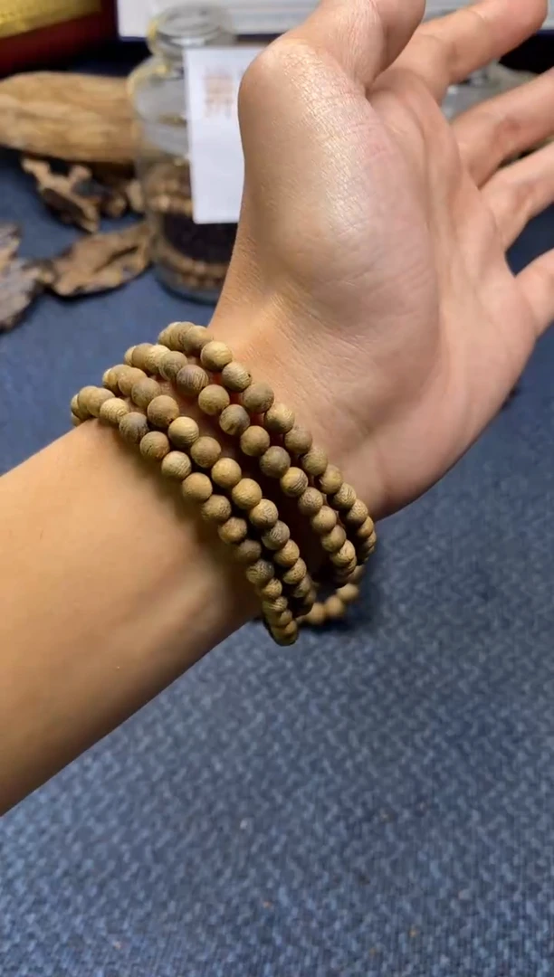 【闪购商品】沉香手串绿棋楠 卡0.5 多样性发其一