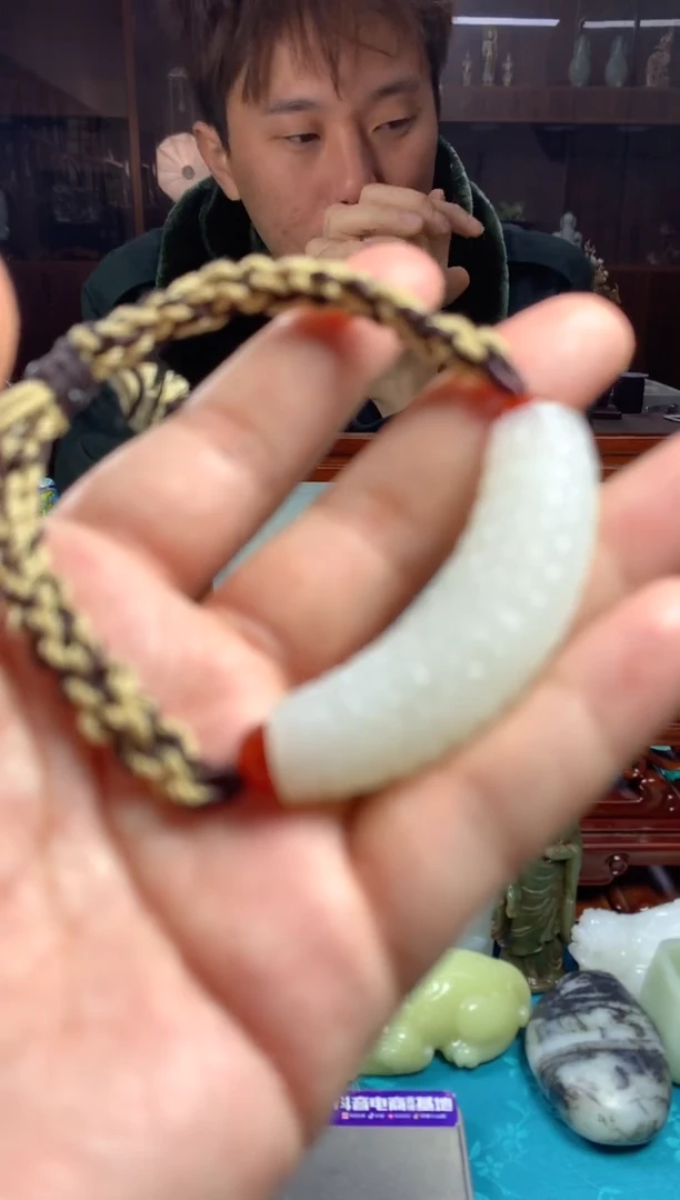 颈饰未镶嵌和田玉拍一发一