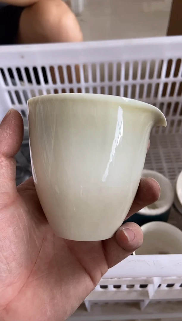 杯无运费险有瑕疵的有点脏介意勿拍