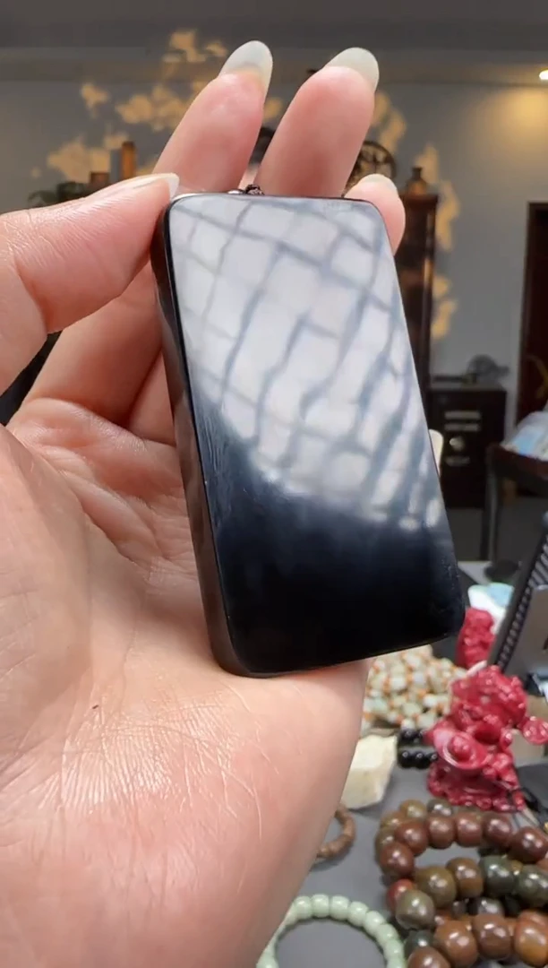 【闪购商品】和田玉颈饰未镶嵌40x70mm拍一发一多样性发货