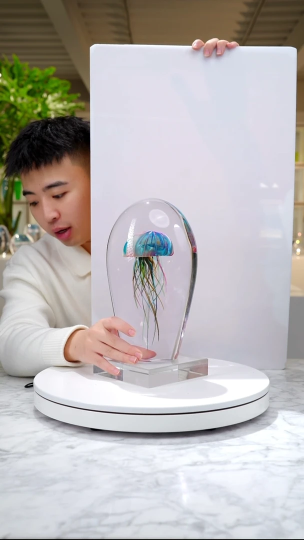 摆件宝石蓝设计款水母摆件