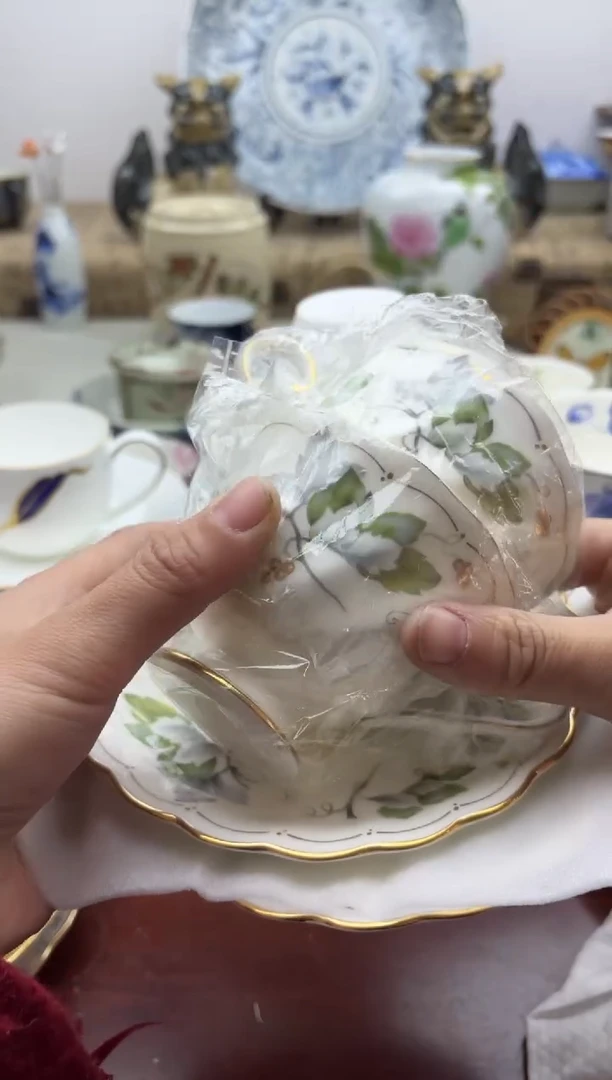 【闪购商品】碟043.A...........