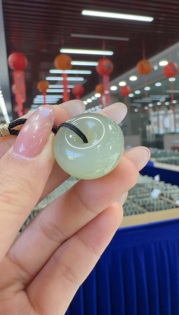 颈饰未镶嵌和田玉平安扣吊坠/配绳