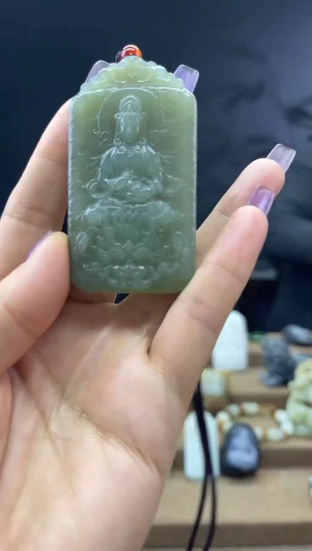 颈饰未镶嵌和田玉1