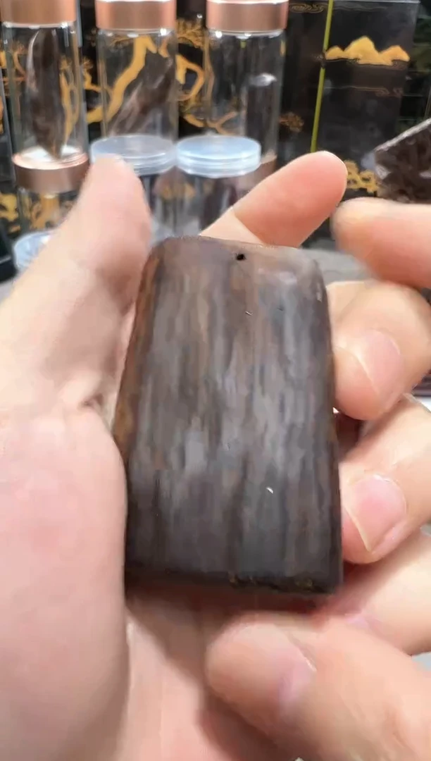 沉香吊坠富森红土1号多样性发一