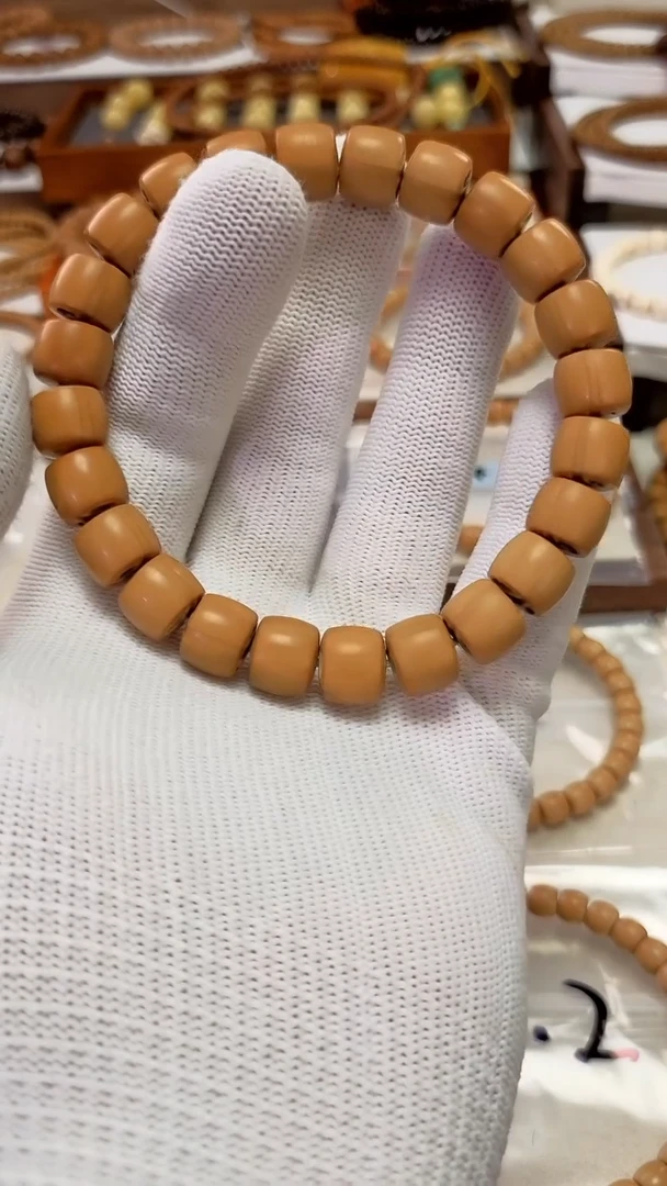 【闪购商品】橄榄核手串核中段
