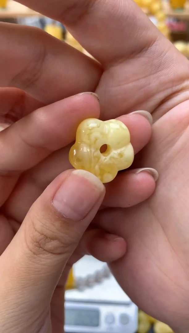 琥珀未镶嵌珠宝奇石132琥珀蜜蜡微瑕