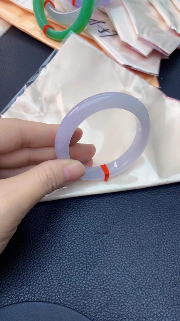 未镶嵌手镯翡翠0181903894
