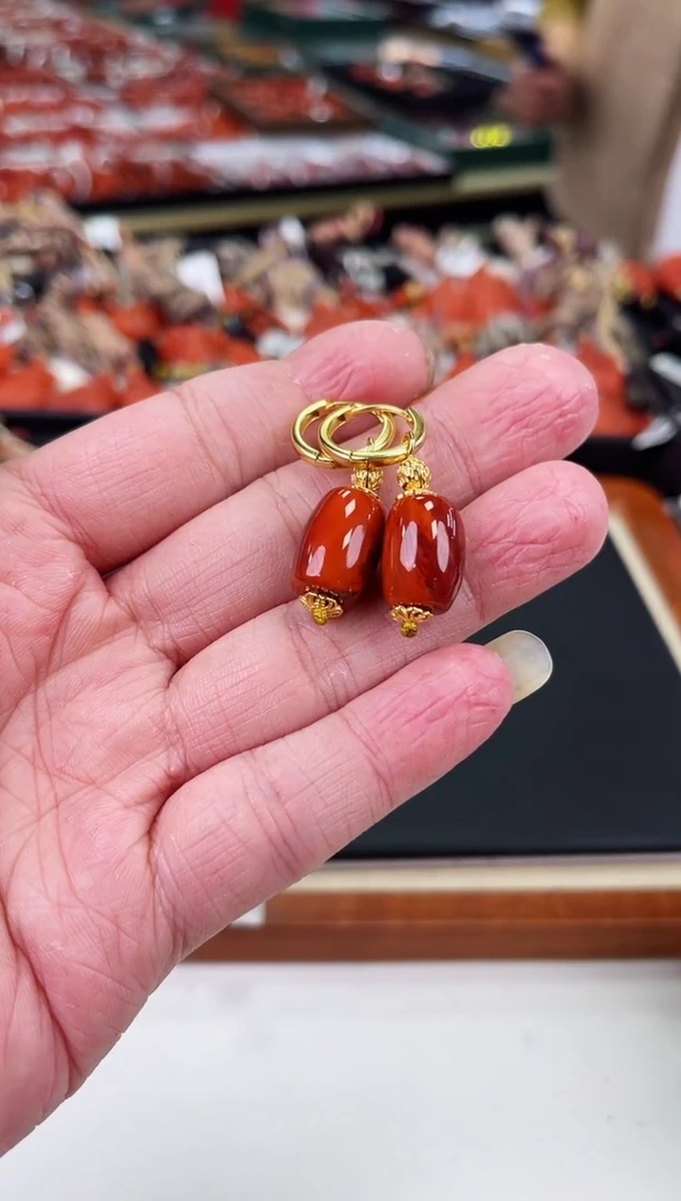 【闪购商品】南红玛瑙耳坠银S925镶嵌一个/条