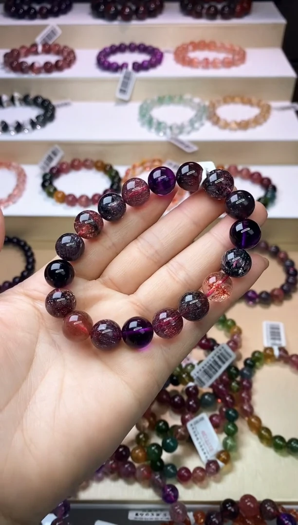 【闪购商品】水晶手链未镶嵌黑加仑超七11m+