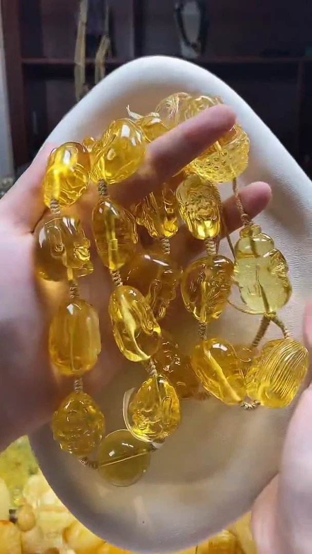 琥珀颈饰未镶嵌项链