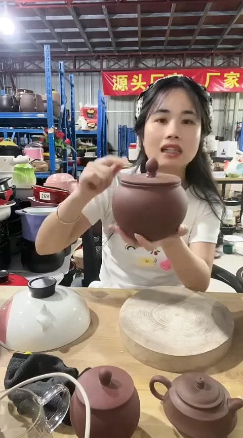 陶明显瑕疵紫砂茶叶罐不圆色差