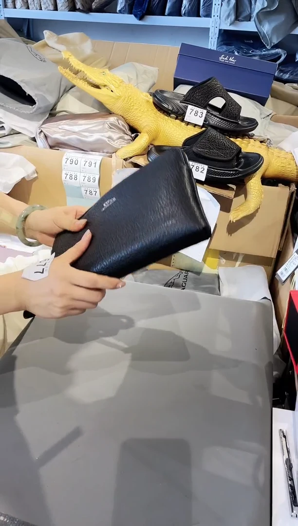 牛皮（革）韩爵绅士包包皮具787