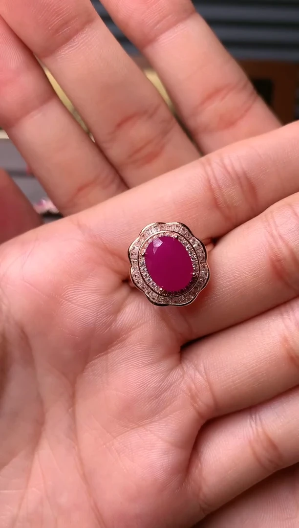 【闪购商品】红宝石戒指银S925镶嵌........