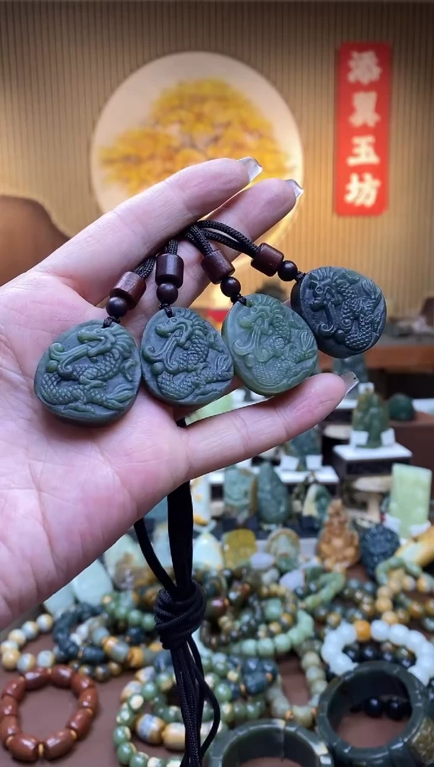 【闪购商品】和田玉（碧玉）吊坠未镶嵌多样性随机发一