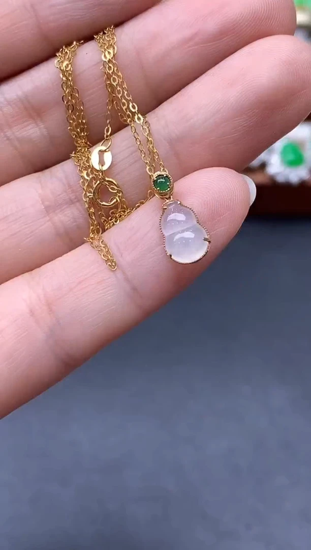 颈饰18K金镶嵌翡翠244-中国好珍宝