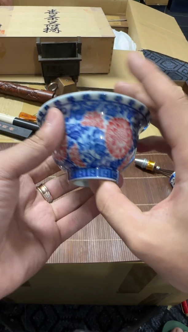 1猫***军精品瓷一物一拍定闪