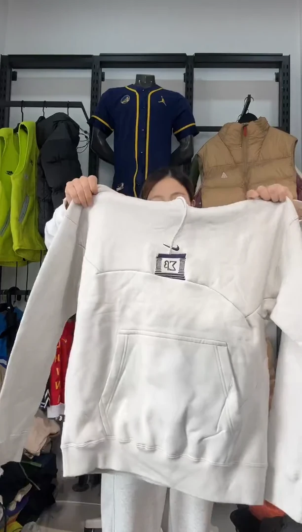 3018闪购编码  运动卫衣裤以直播间过款为准 尺码  m