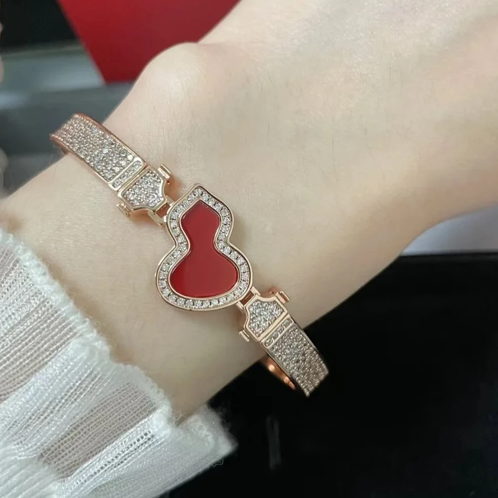 3961手镯轻奢精品 金色 女士手镯