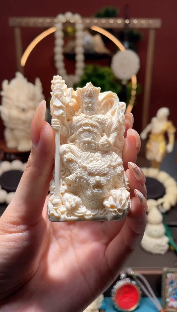 【闪购商品】菩提根/象牙果吊坠【重工版】财宝天王