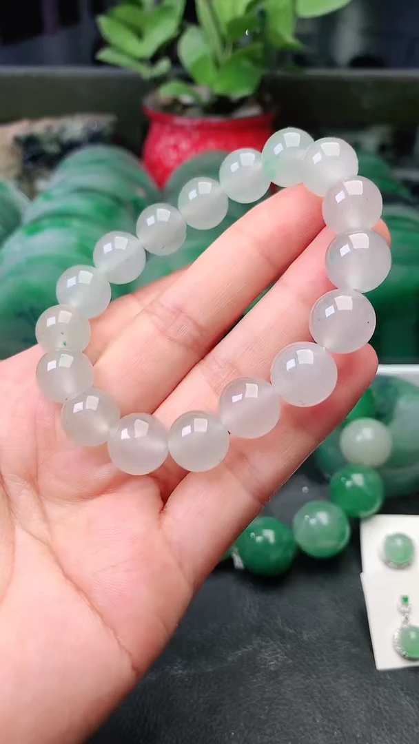 定制石英质玉（非洲翠）珠子