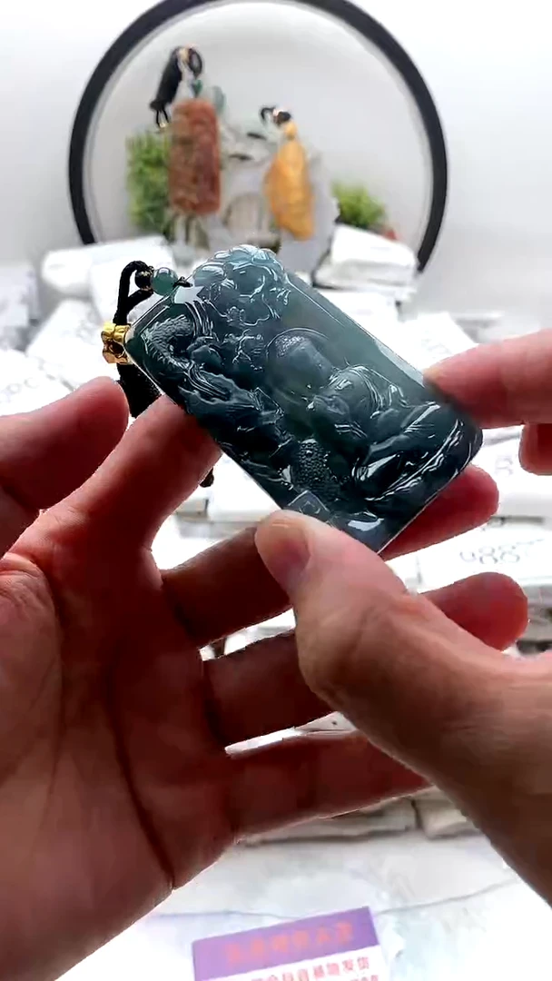 颈饰未镶嵌翡翠阿弥陀佛