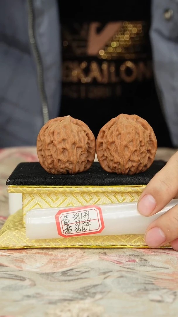 【闪购商品】文玩核桃把件非嫁接北京