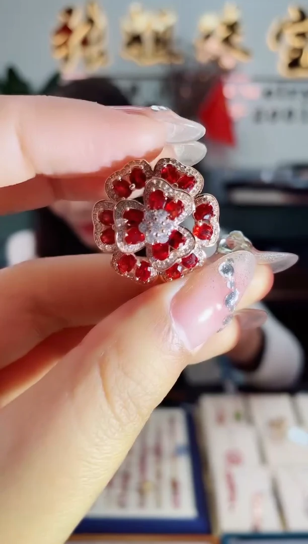 【闪购商品】彩色蓝宝石戒指银S925镶嵌戒指