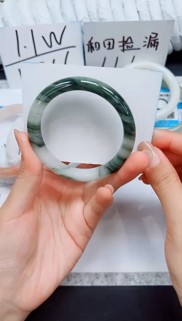 石英质玉手镯未镶嵌A274-58.8