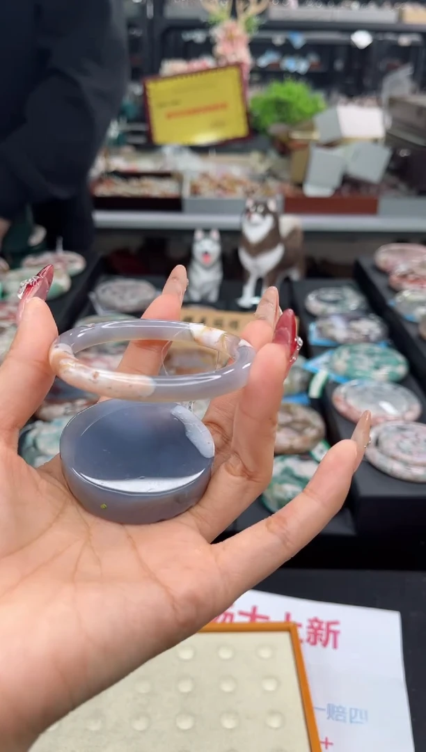 【闪购商品】石英质玉手镯未镶嵌53圈口（赠品镯心）3590102