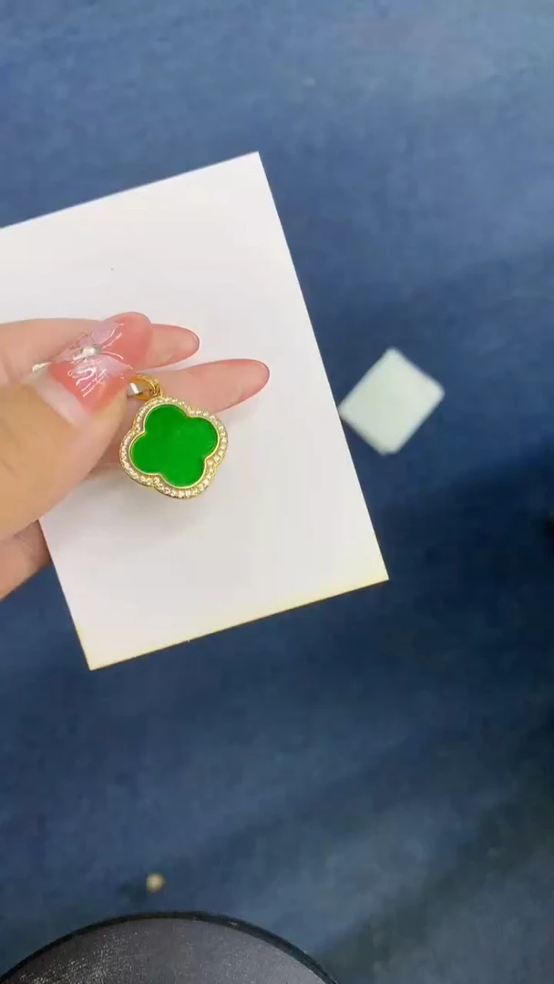 颈饰未镶嵌翡翠1