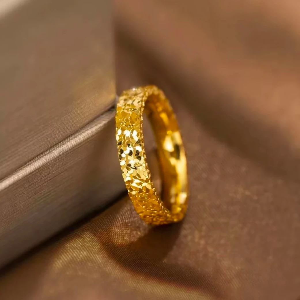 【德欣珠宝】18K 金爆闪碎冰冰戒指时尚经典款DY